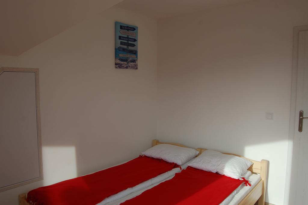 Dom Nad Morzem Sosenka Appartement Mielenko Buitenkant foto