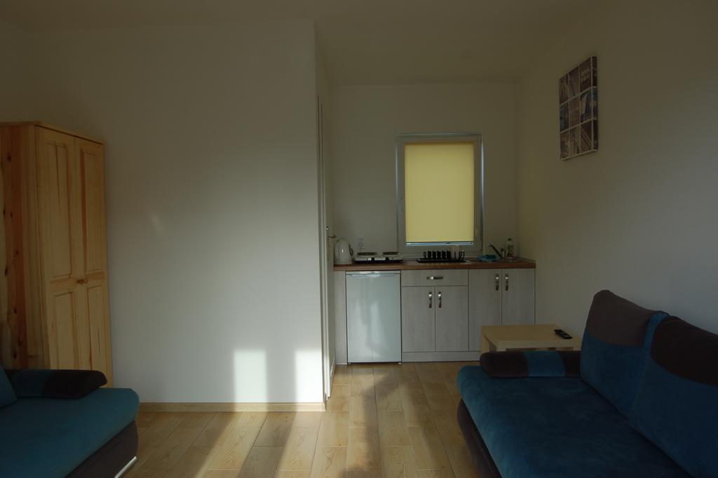 Dom Nad Morzem Sosenka Appartement Mielenko Buitenkant foto